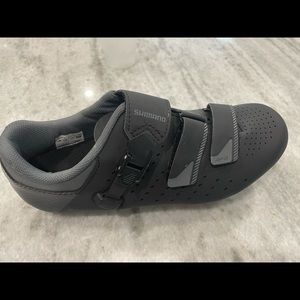 Shimano Dynalast RP3 cycling shoes. Like new